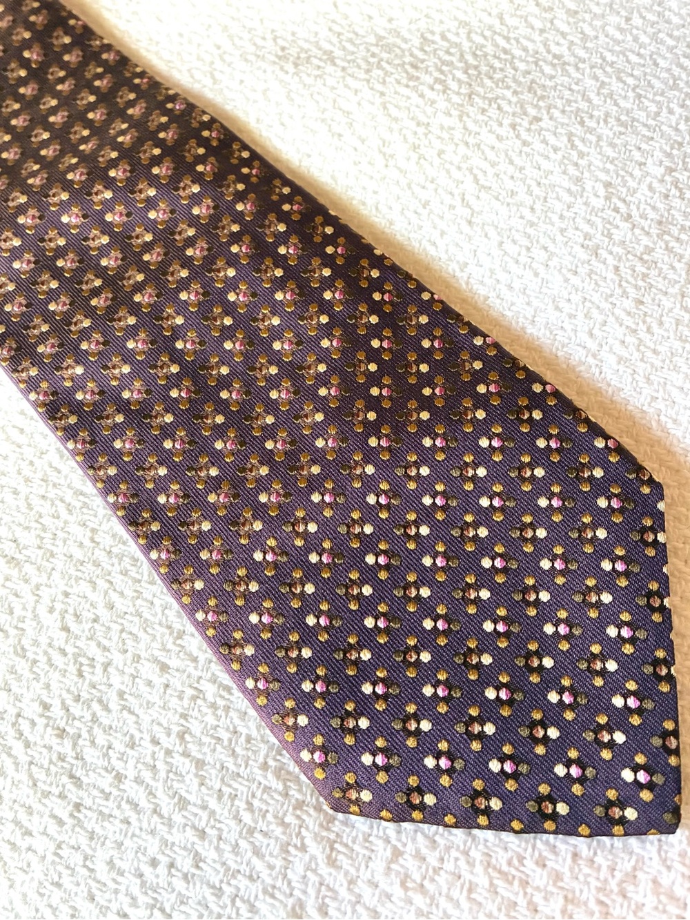 Nordstrom 100% Italian Silk Brown and Gold Patterned Men’s Tie